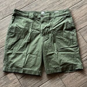 GAP Olive Green Bermuda Short Women’s Size 14